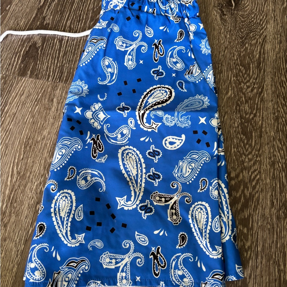 ROMWE Blue and White Paisley Shorts